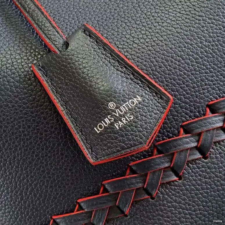 LV 2308DJ0103 Bag 0511